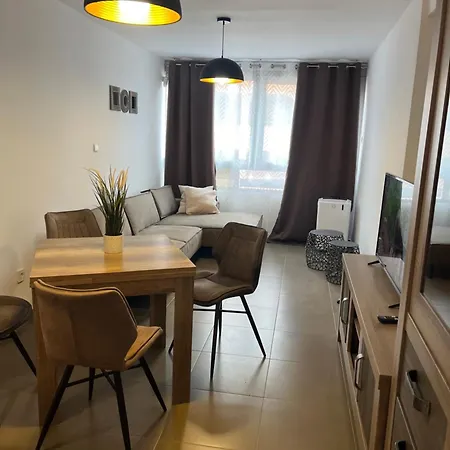 Apartment Miramar V *