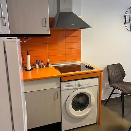Miramar V Apartment *